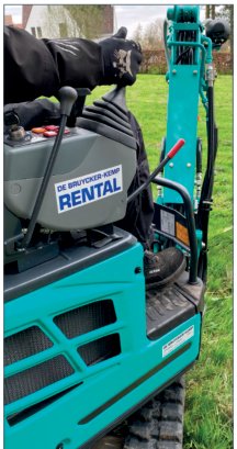Kobelco SK10SR-2E — Voolikud väljaspool noolt