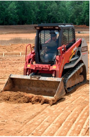 Takeuchi TL8R-2 — Töös