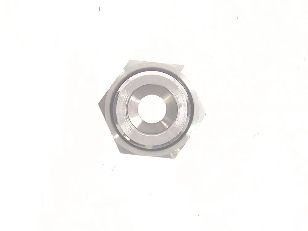 15KB1016 — Fitting, Hydraulic Connector