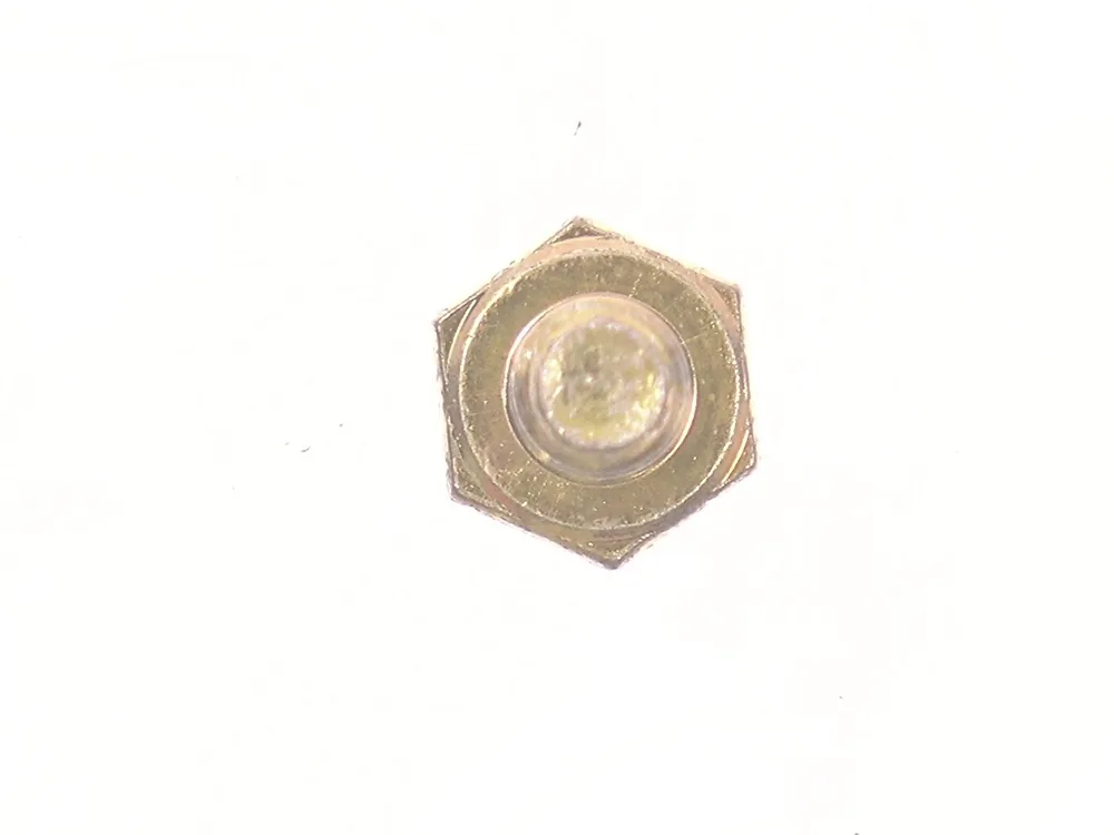 18C412 — Bolt