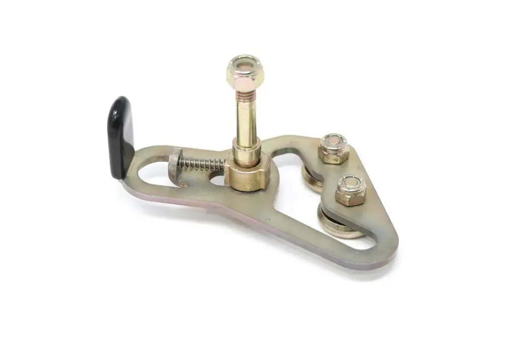 2306028 — S TRACTION LOCK ASSY LH
