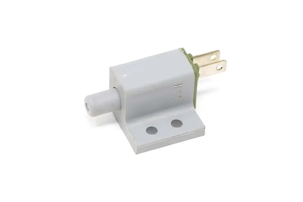 38383 — SWITCH-N.C.