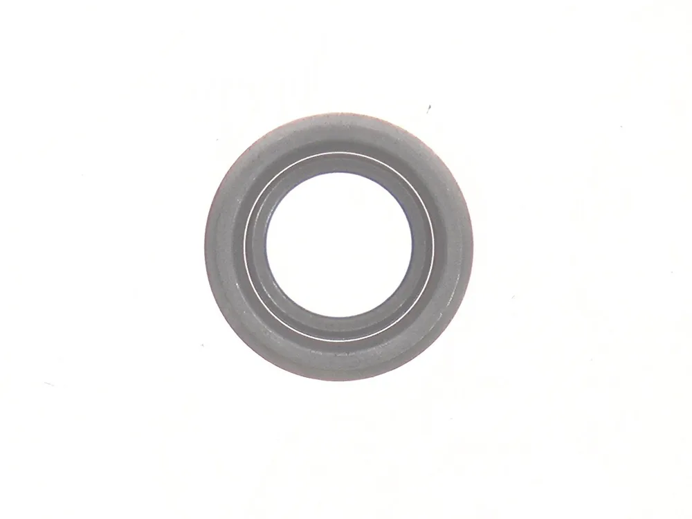 3974893 — Seat