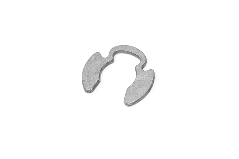4164862 — CLIP-RETAINING