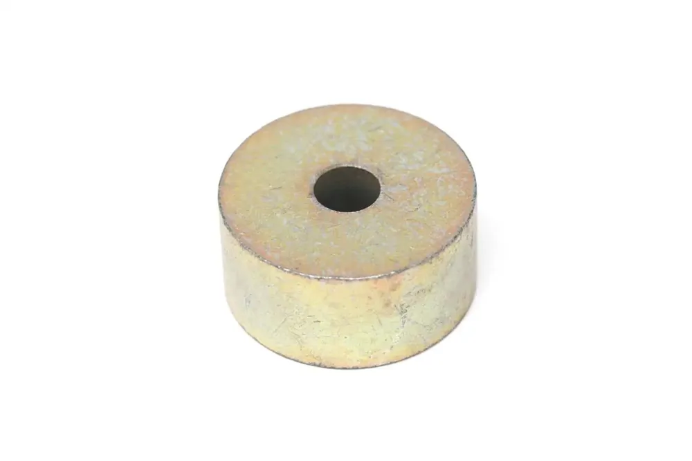 4168551 — SPACER-IDLER, DECK 61IN