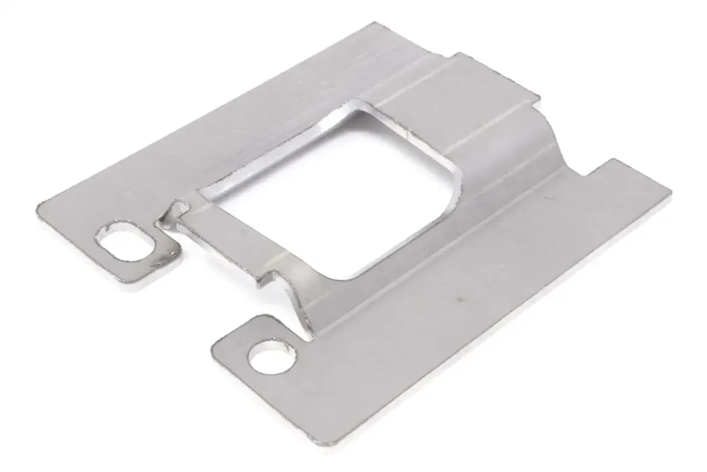 46892052 — PLATE MOUNT