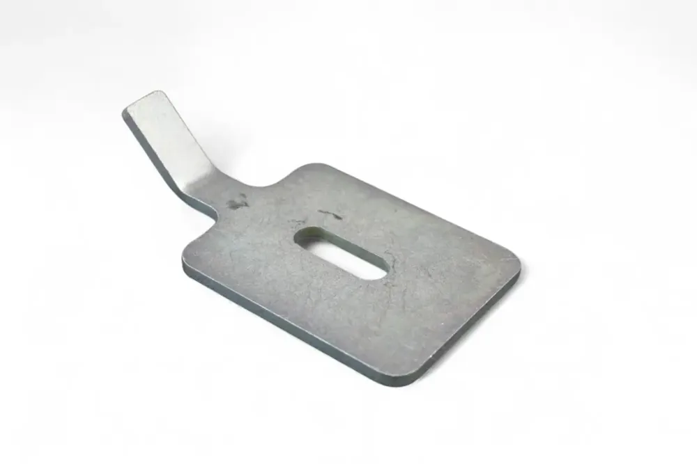 46907876 — PLATE STRIKER