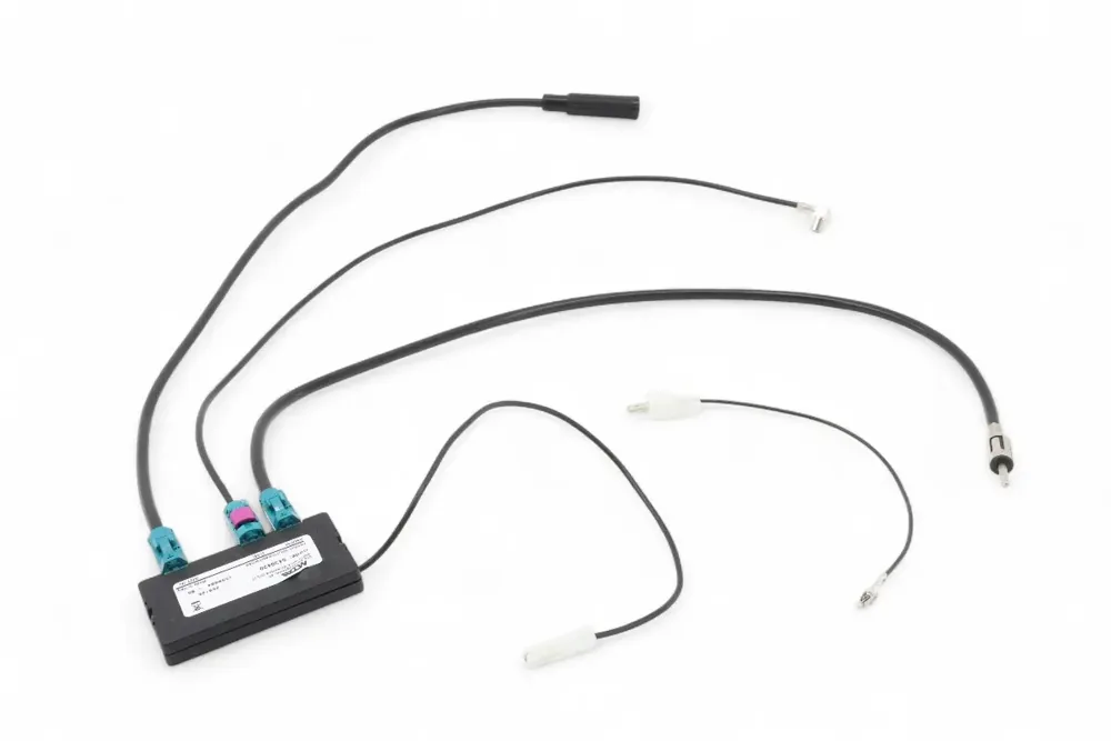 46914179 — ANTENNA SPLITTER FM DAB