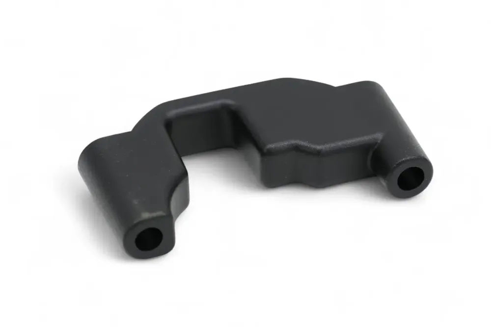 46946394 — CLAMP HALF