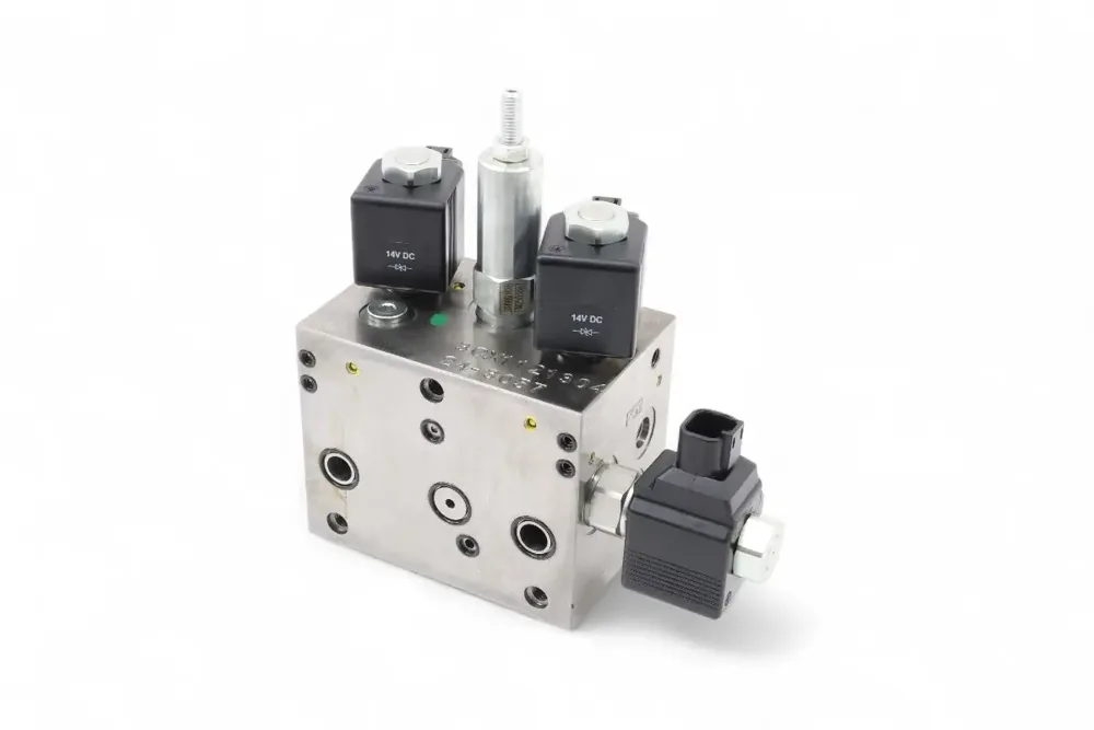 46950319 — Cover, Outlet Kit
