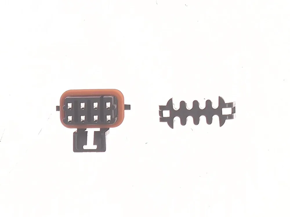 500140A — Connector