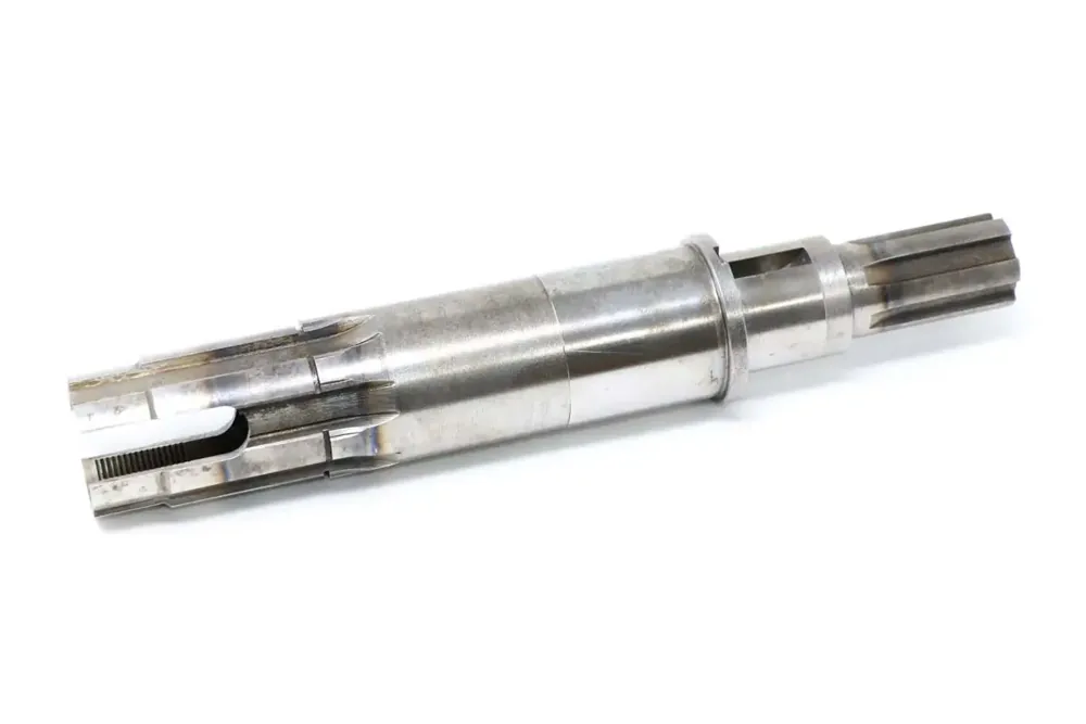 521501 — SHAFT  CLUTCH