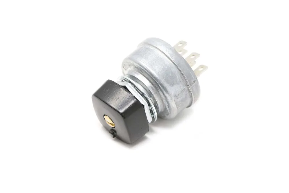 6512808 — Switch Light
