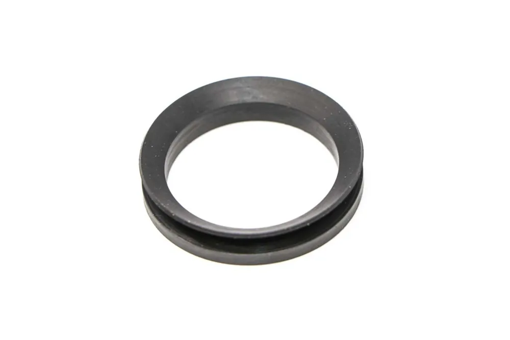 6513605 — Seal, Rubber