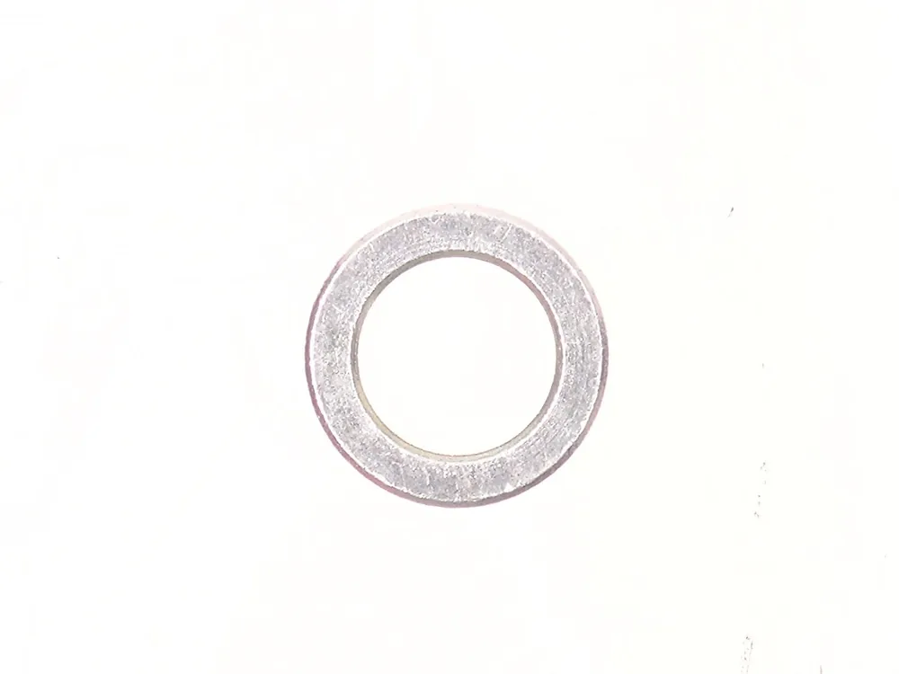 6564343 — Spacer, Tube