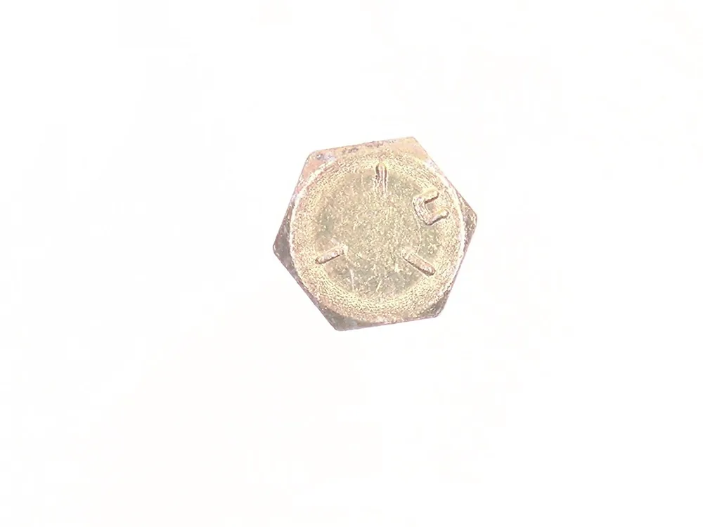 6586710 — Bolt