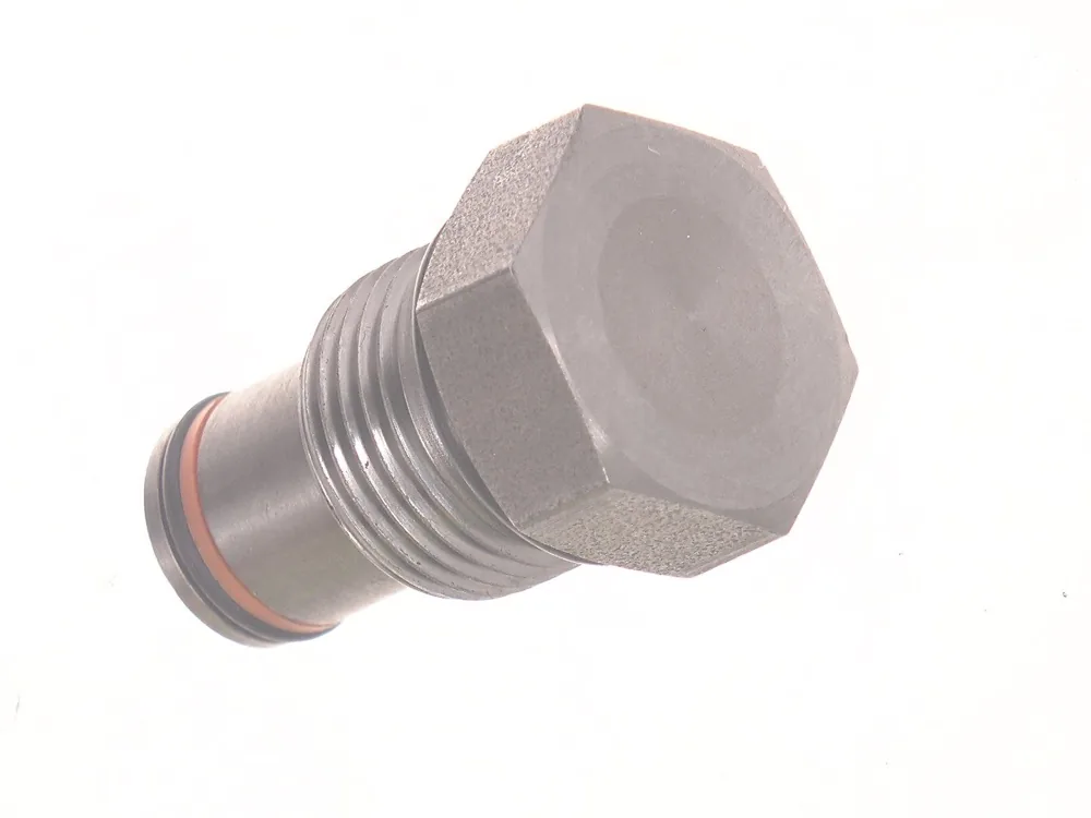 6592720 — Plug, With Seals