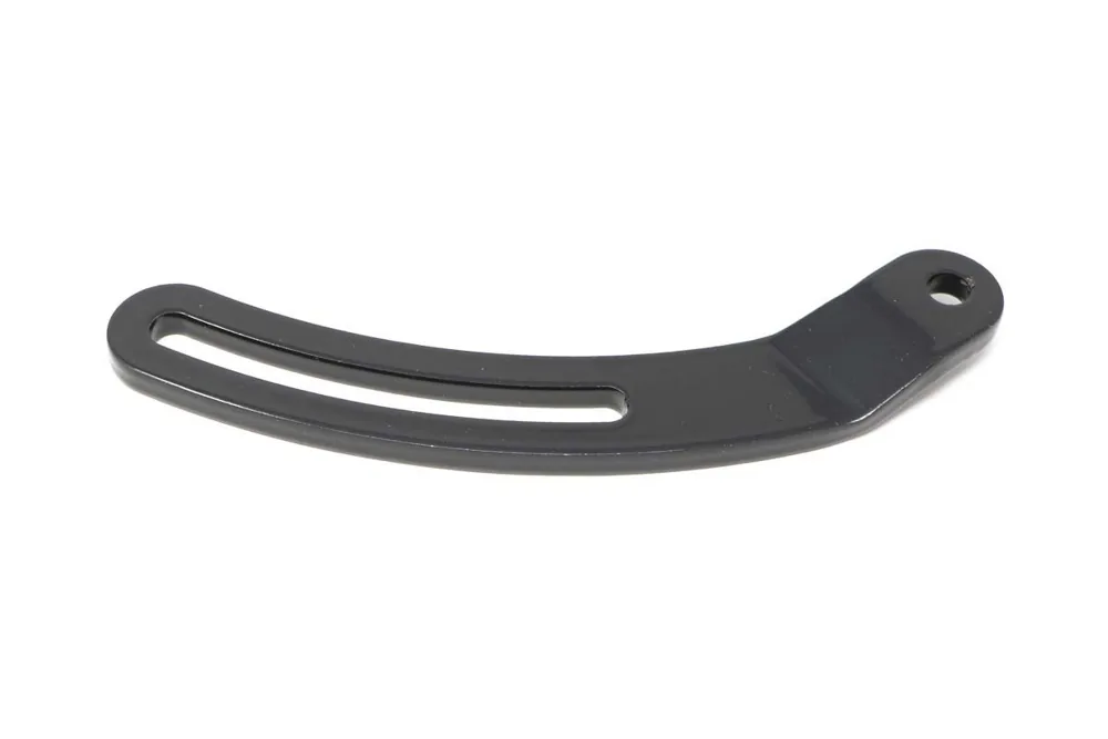 6596745 — Retainer