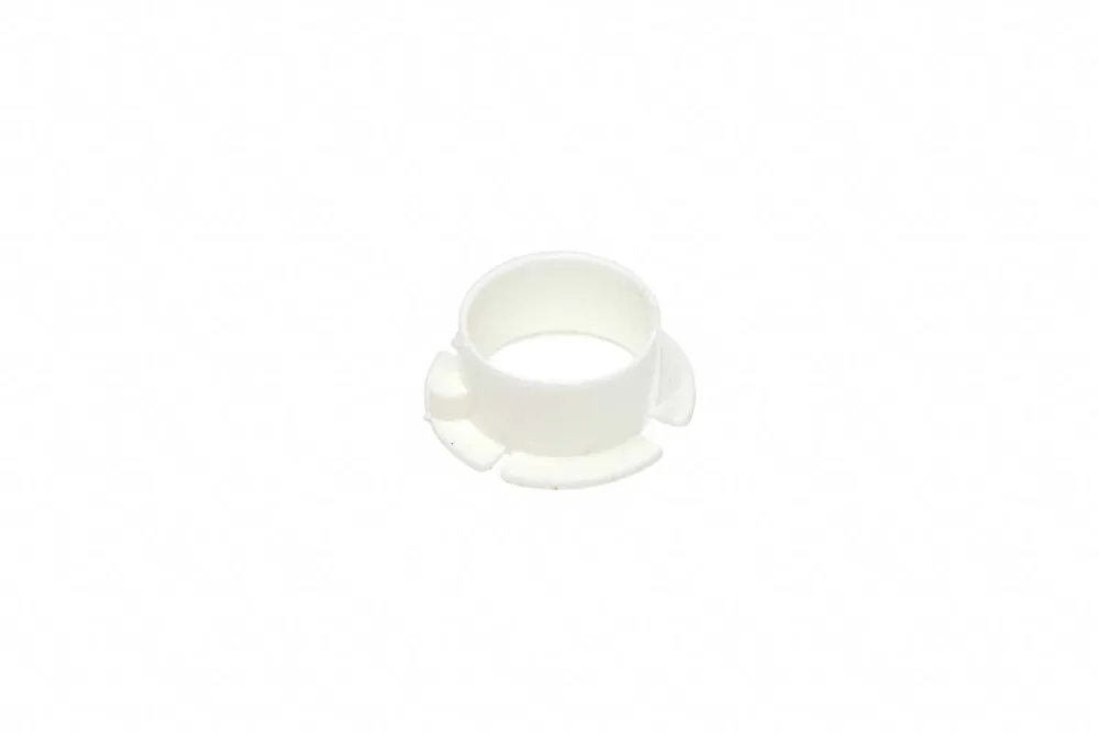 6598906 — Bushing, Plastic