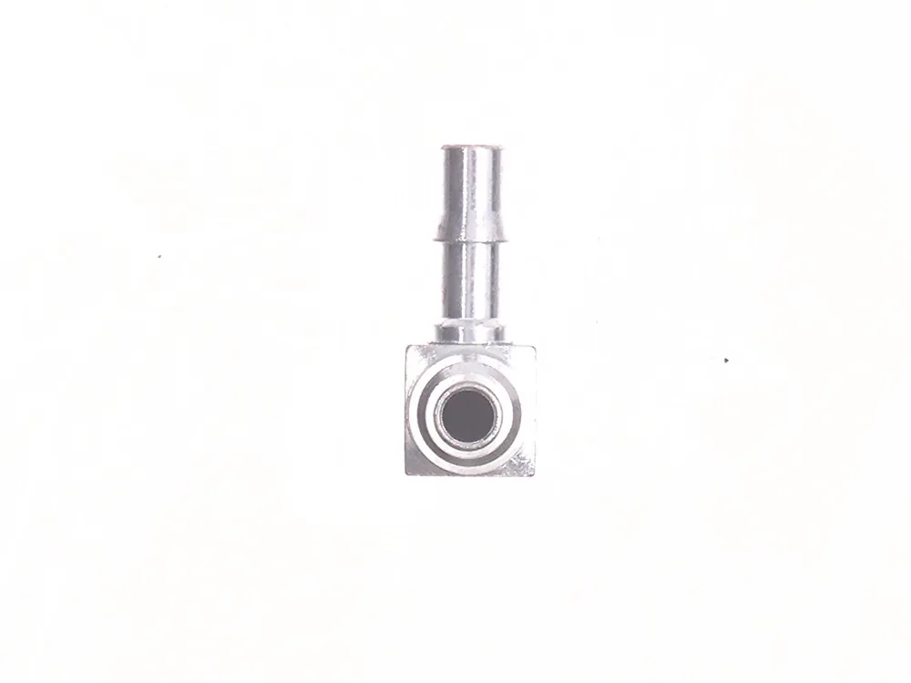 6598908 — Barbed Elbow
