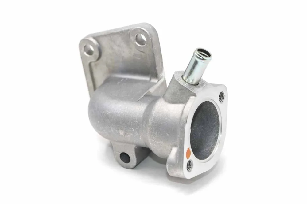 6646743 — Flange