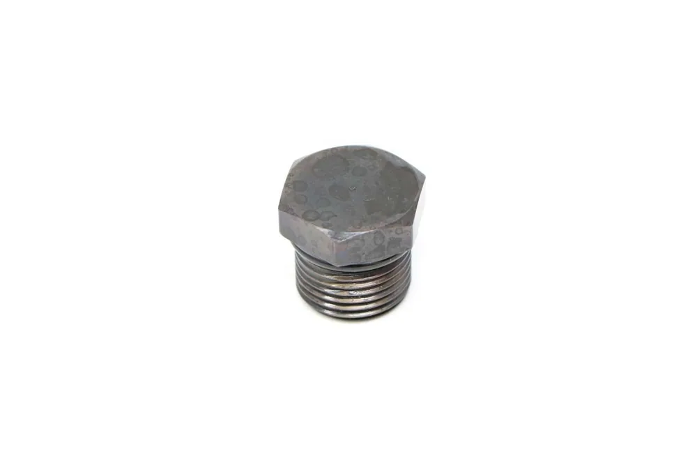 6647784 — Plug