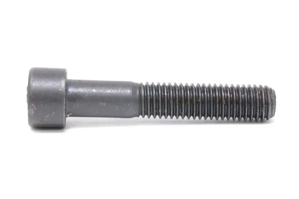 6650637 — BOLT