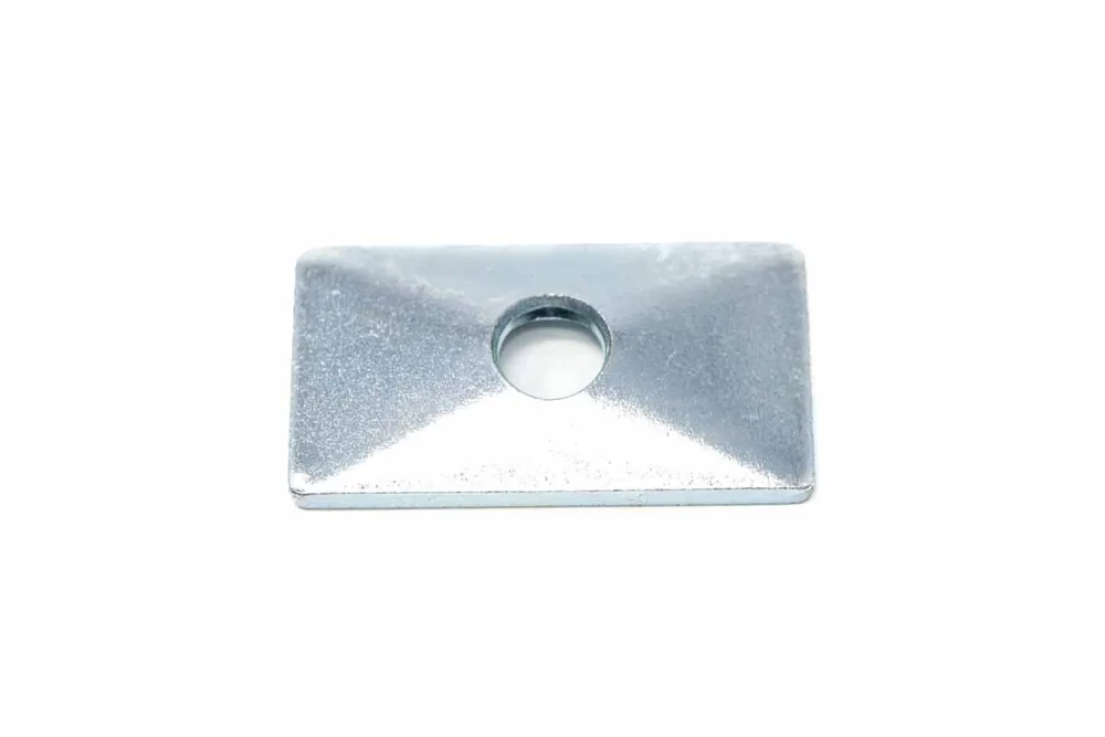 6652521 — Plate, Cover
