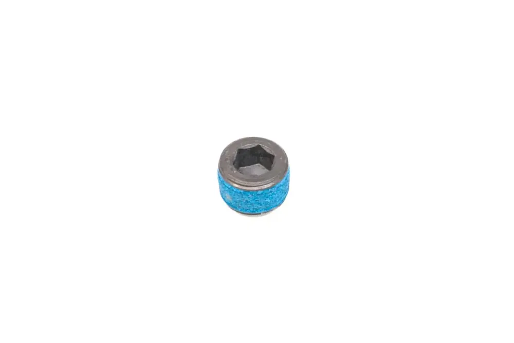 6652574 — PLUG