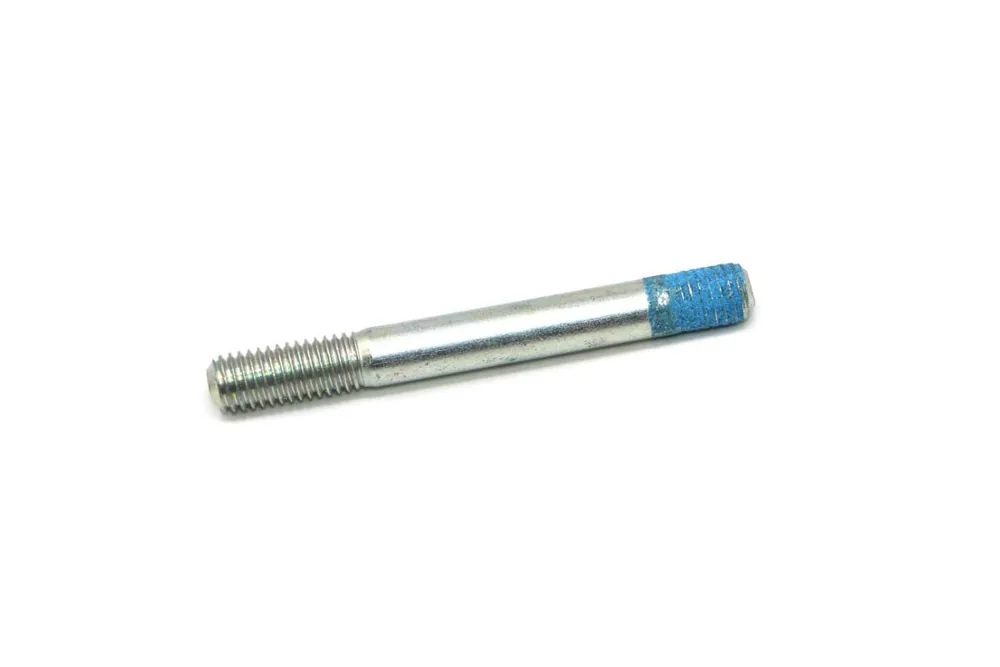 6653827 — Stud