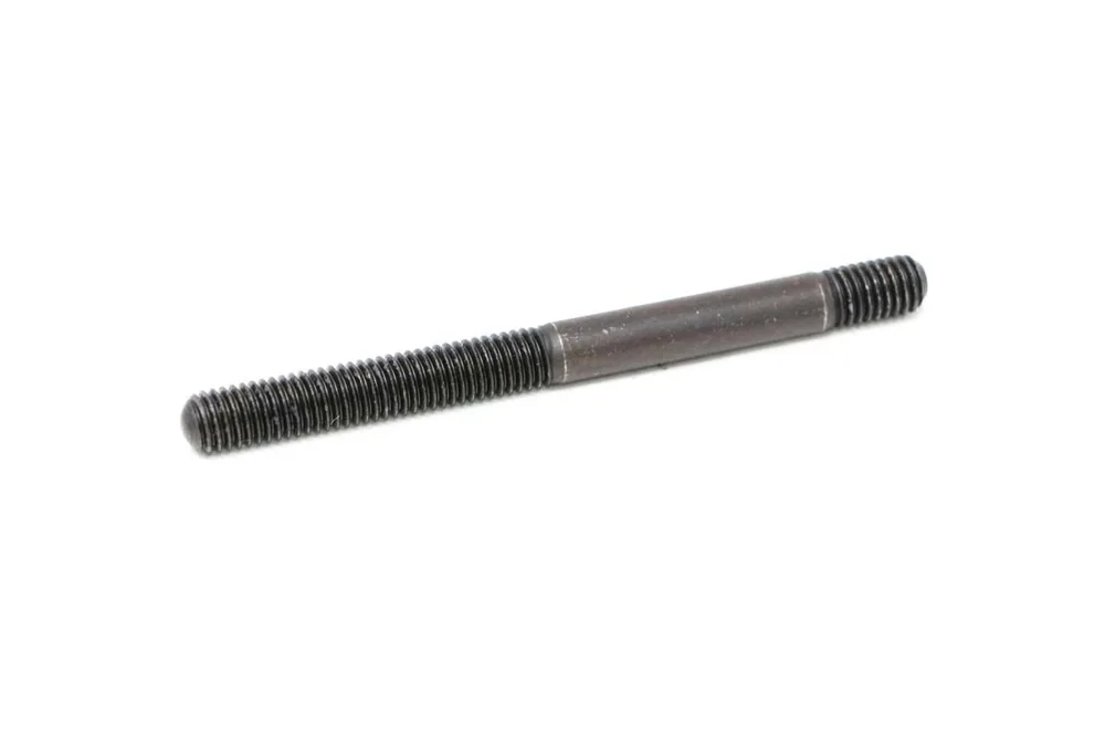 6653832 — Stud
