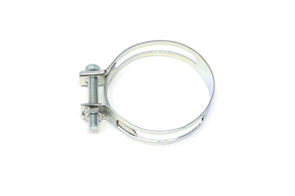 6653993 — Clamp
