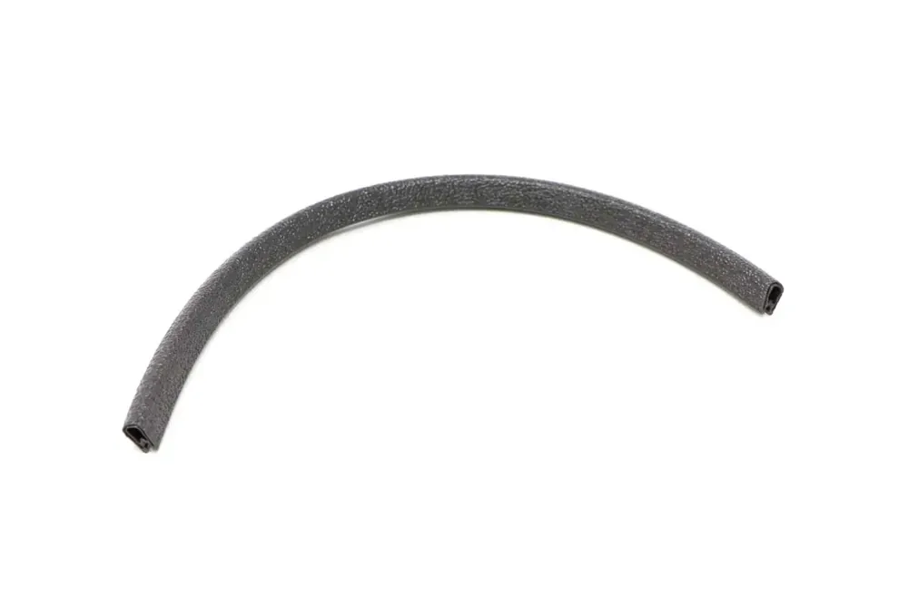 6654139 — MOULDING BULK