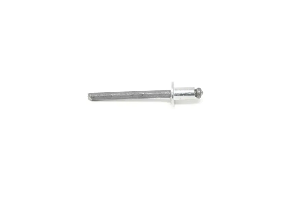 6657353 — RIVET