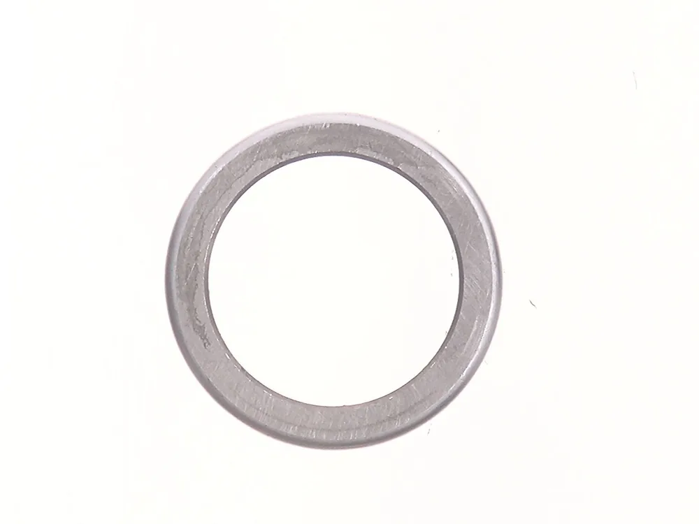 6657530 — Collar