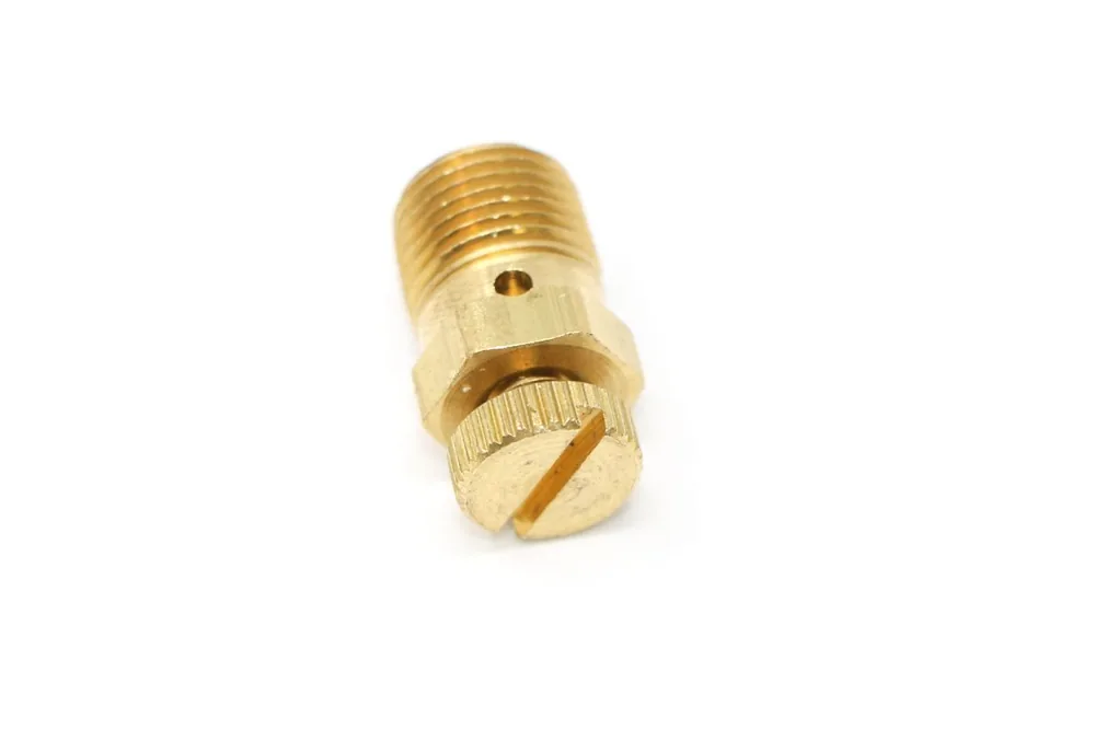 6658180 — Plug Breather