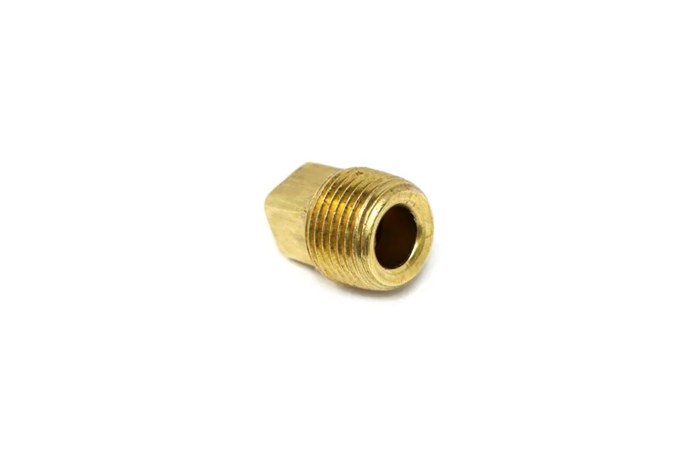 6661062 — Plug