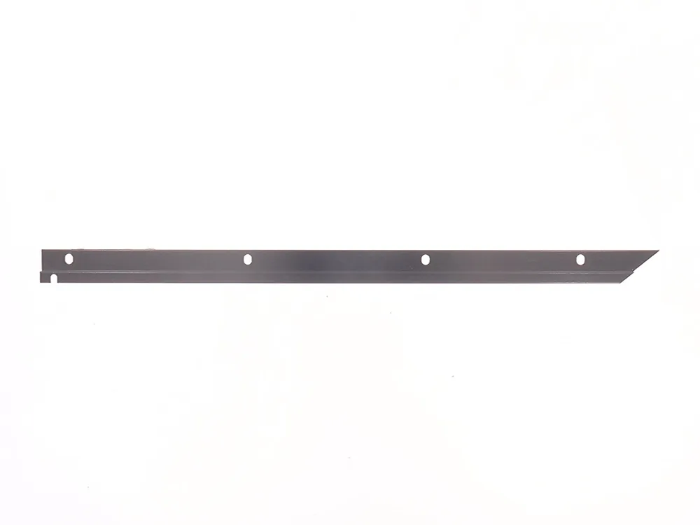 6661689 — Track, Window