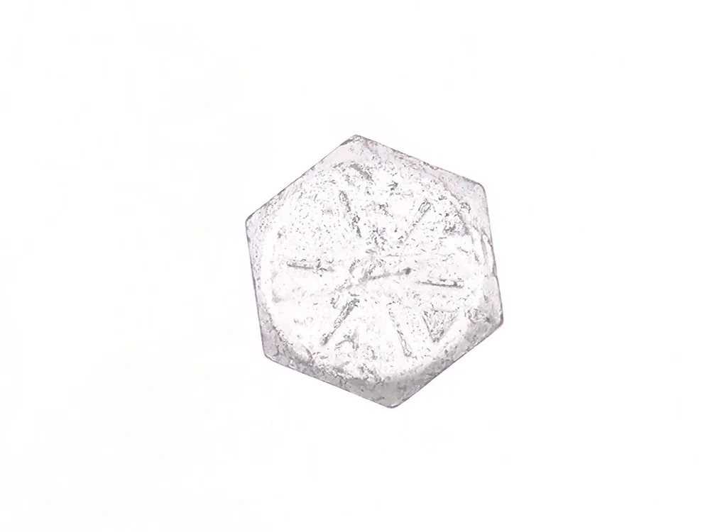 6664527 — Bolt