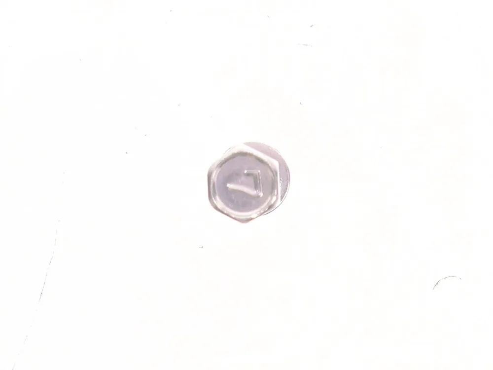 6670357 — Bolt
