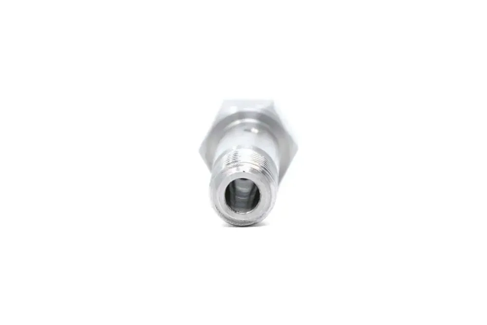 6670444 — SCREW