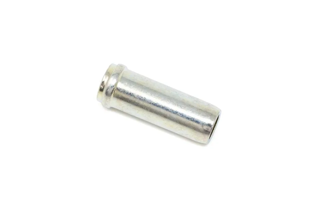 6670785 — Adapter