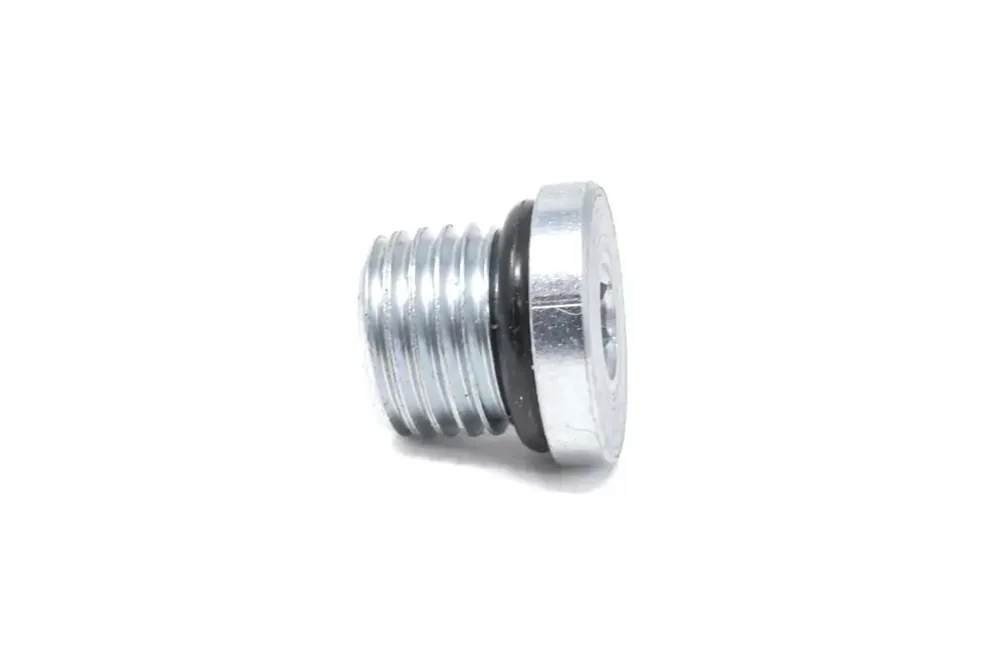 6671783 — PLUG