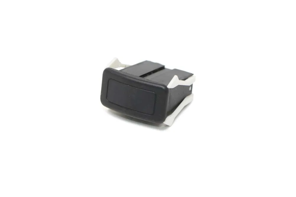 6675181 — Plug, Switch Hole