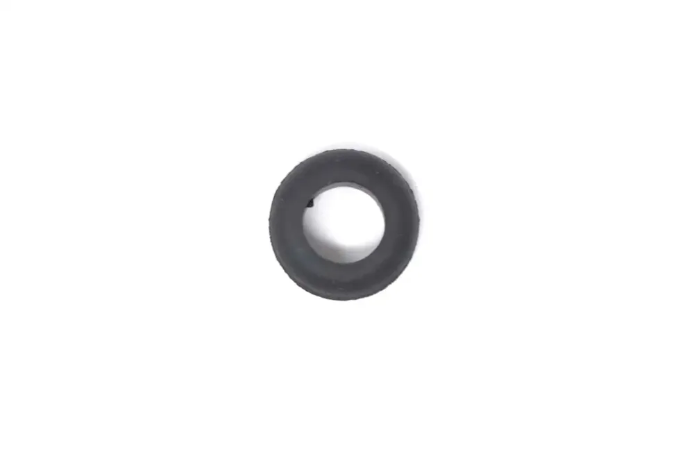 6675513 — GROMMET