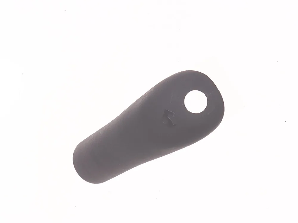 6675831 — Blade, Handle