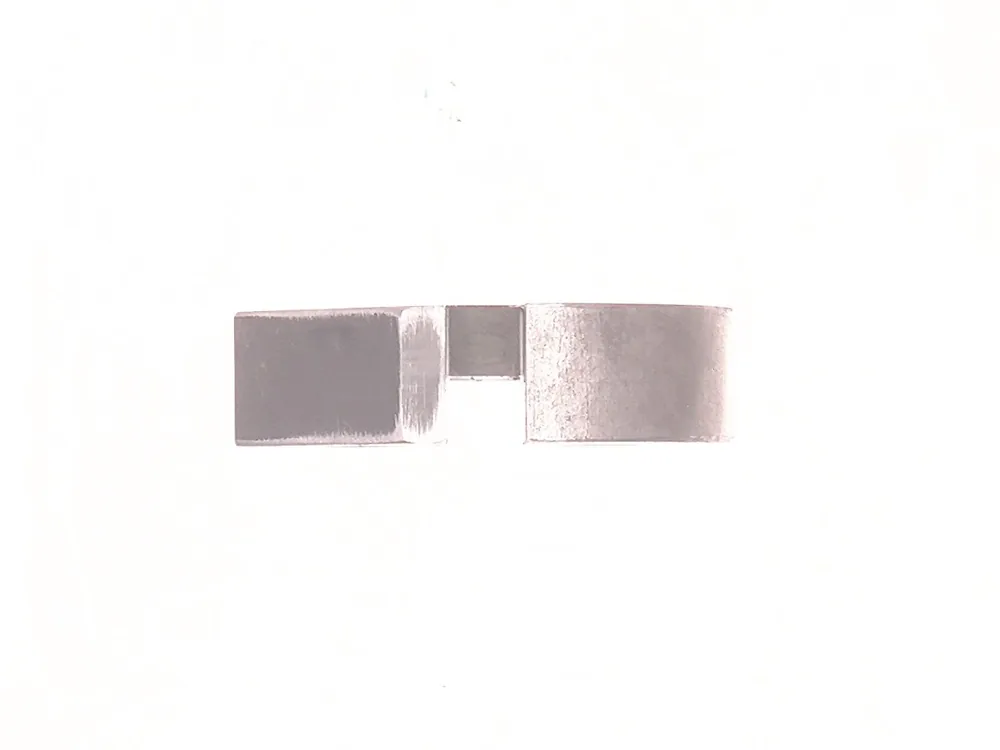 6676529 — Tooth Threaded Holder