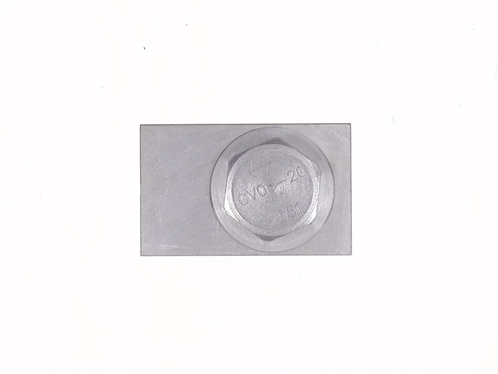 6676658 — Valve