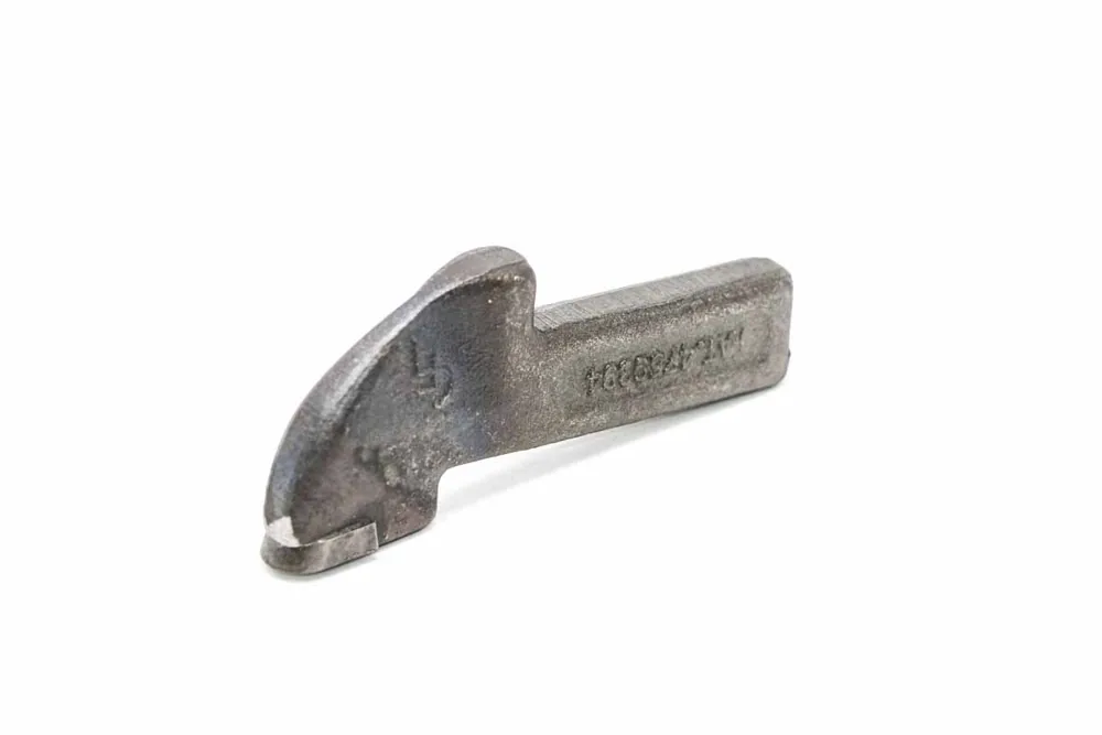 6677132 — Tooth
