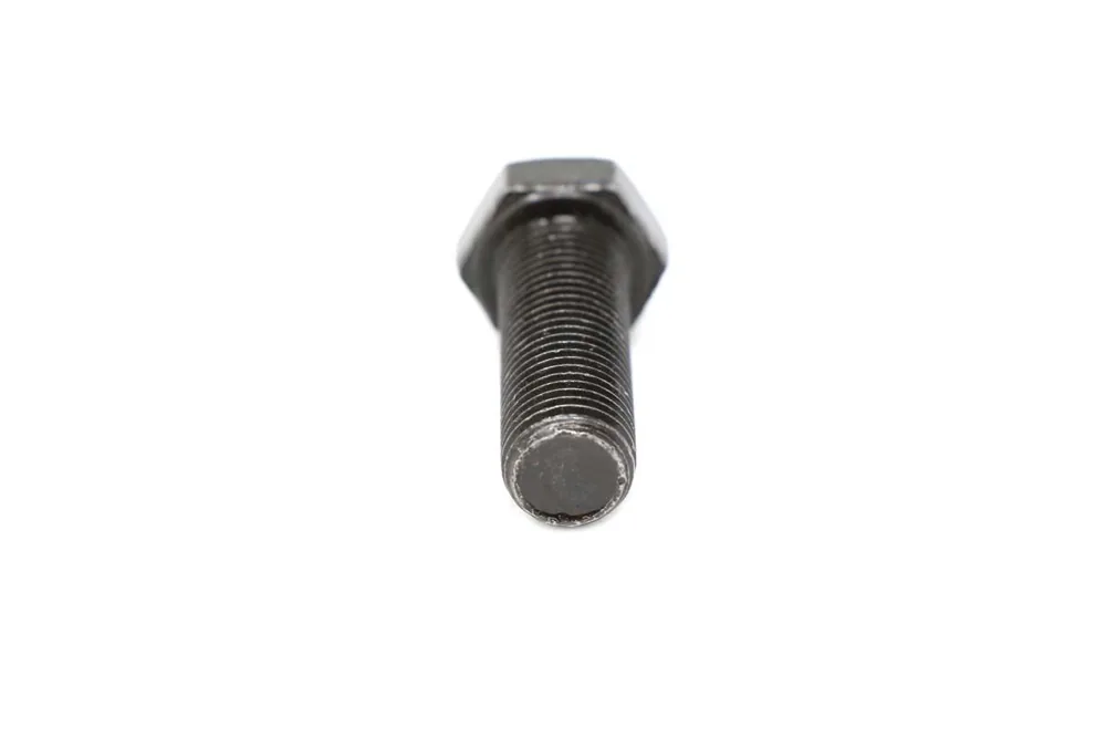 6677612 — Screw